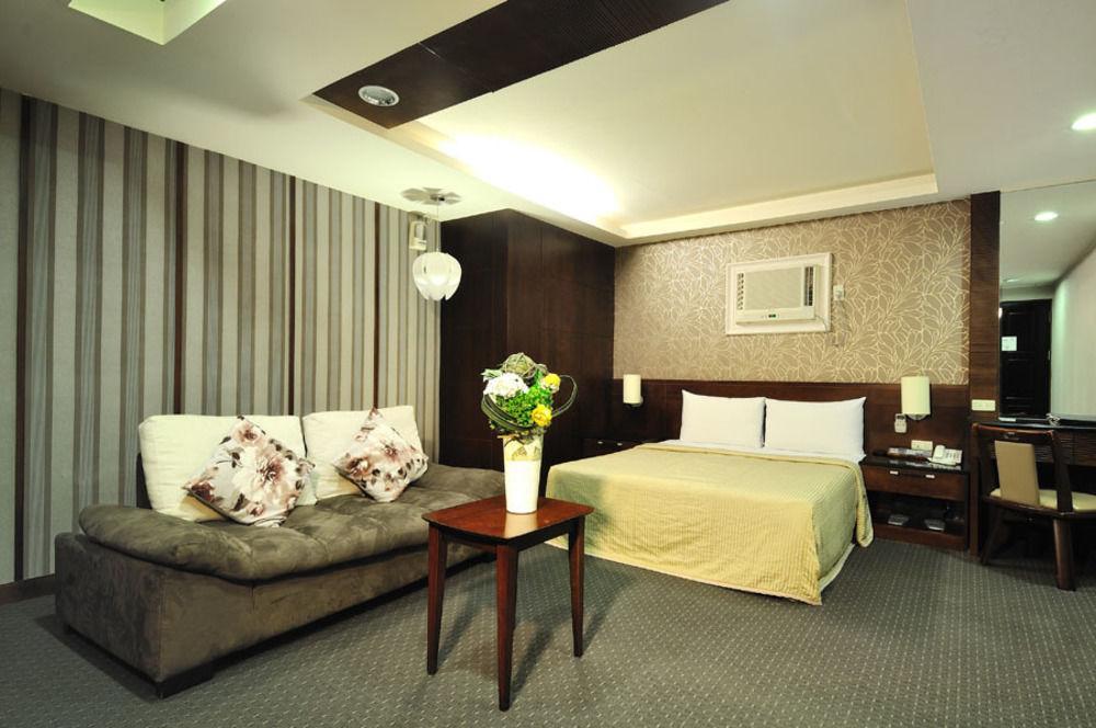 Sun Sweet Hotel Luodong Exterior foto