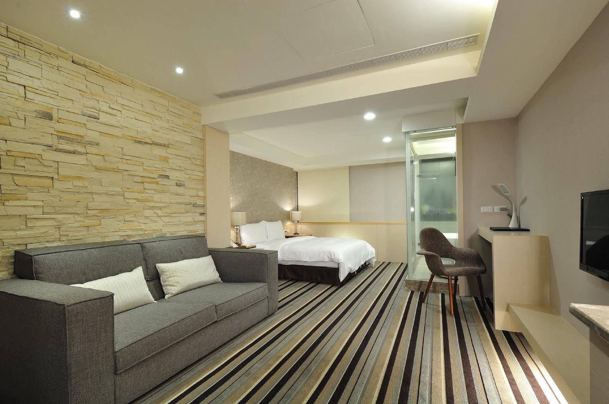 Sun Sweet Hotel Luodong Exterior foto
